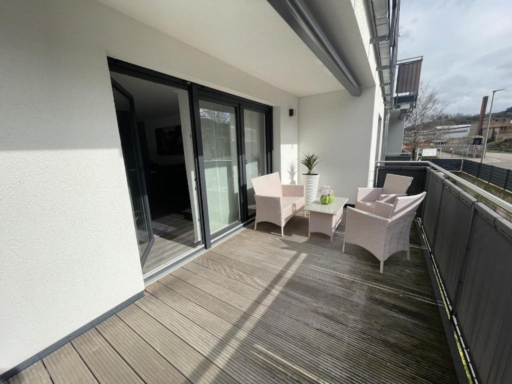 Exklusive Wohnung Zentral Mit Grossem Balkon Losheim Exterior photo